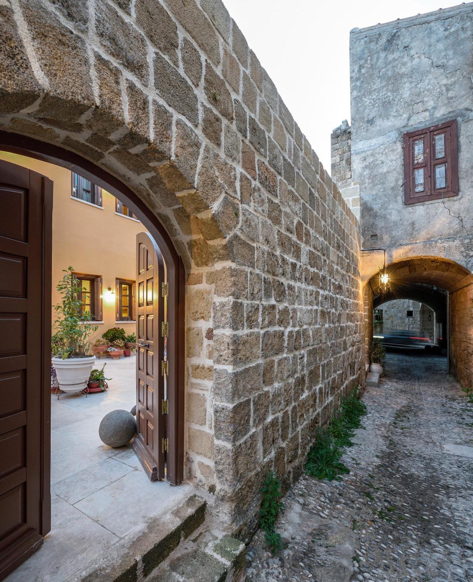 Spanish Knights Inn Rhodes City Exteriér fotografie