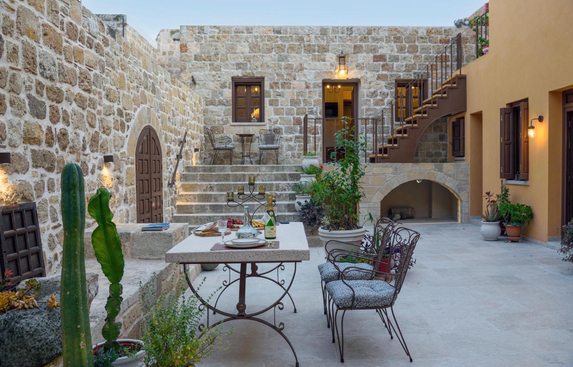 Spanish Knights Inn Rhodes City Exteriér fotografie
